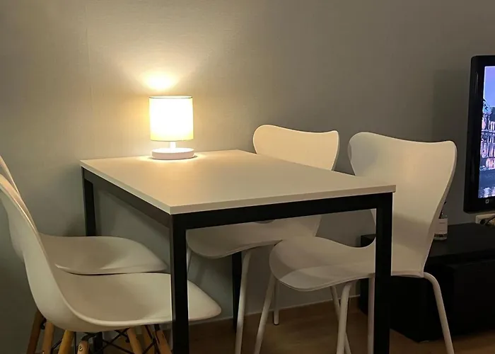 Апартаменты Warm 1 Min From Gangnam