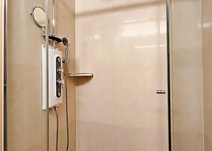 Апартаменты Warm 1 Min From Gangnam *